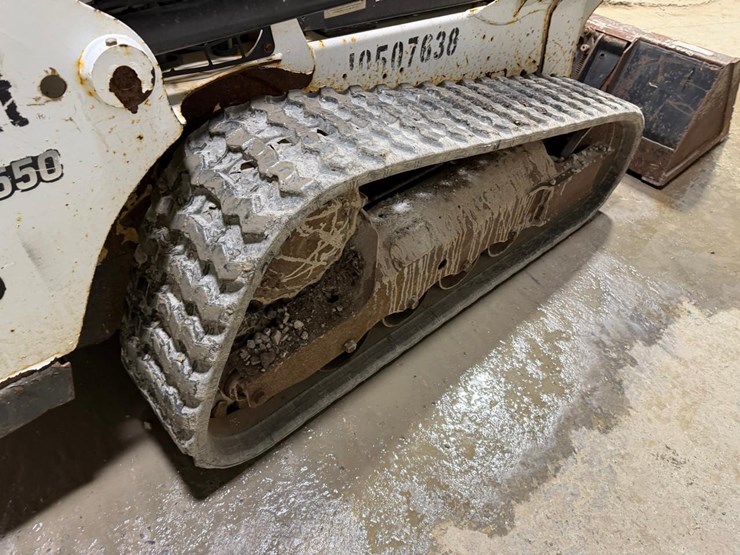 bobcat-t550-image-17