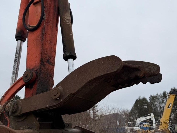 kubota-kx080-3-image-12