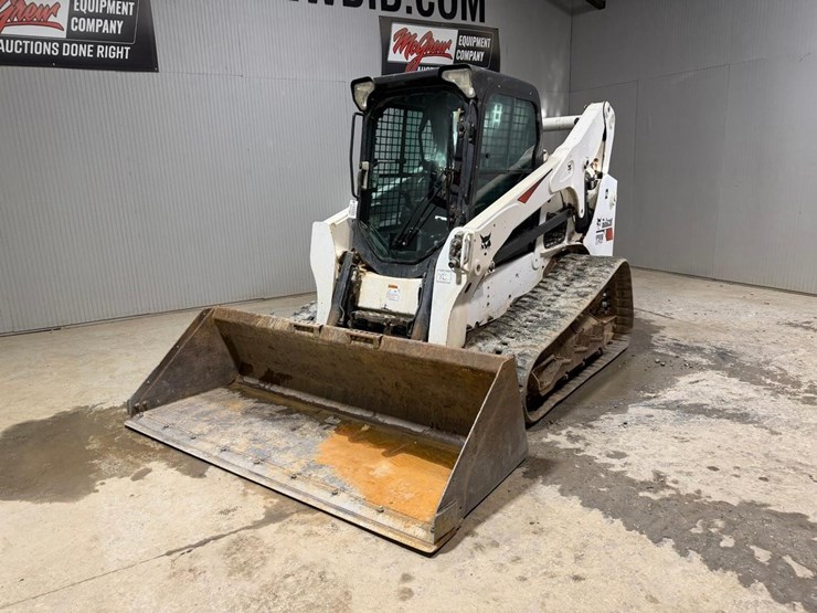 bobcat-t740-image-2