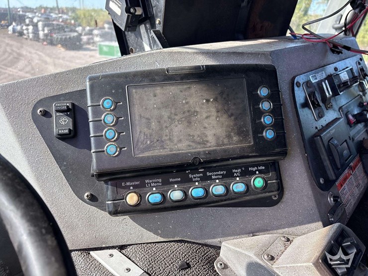 2008-spartan-gladiator-image-7