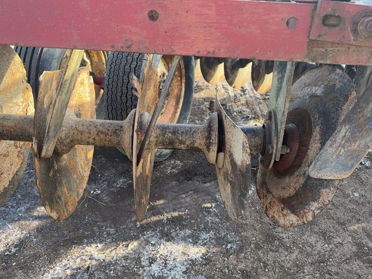 international-18-image-18