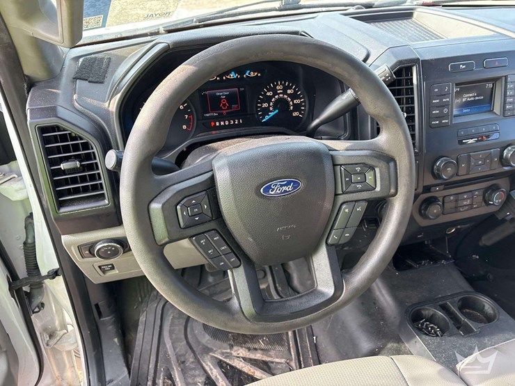 2017-ford-f150-image-19