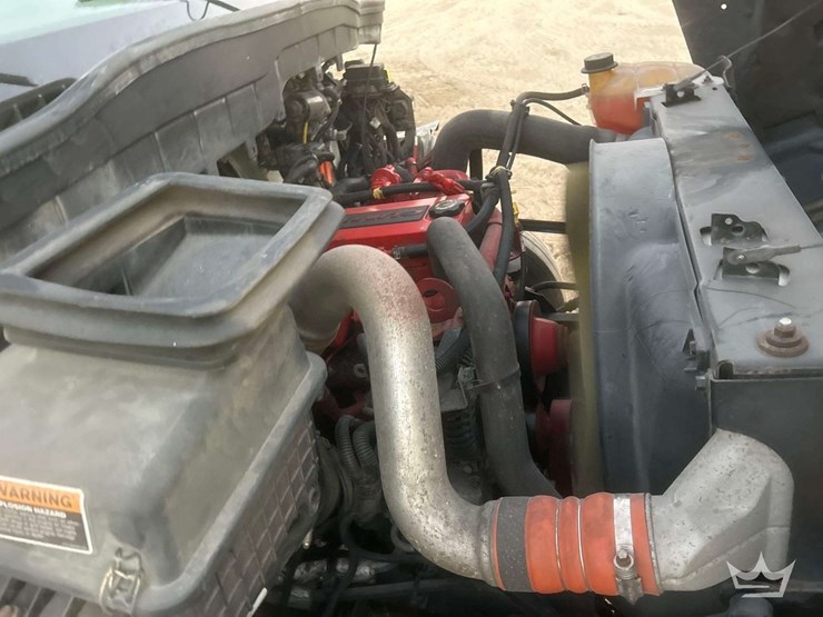 2018-international-durastar-4300-image-8