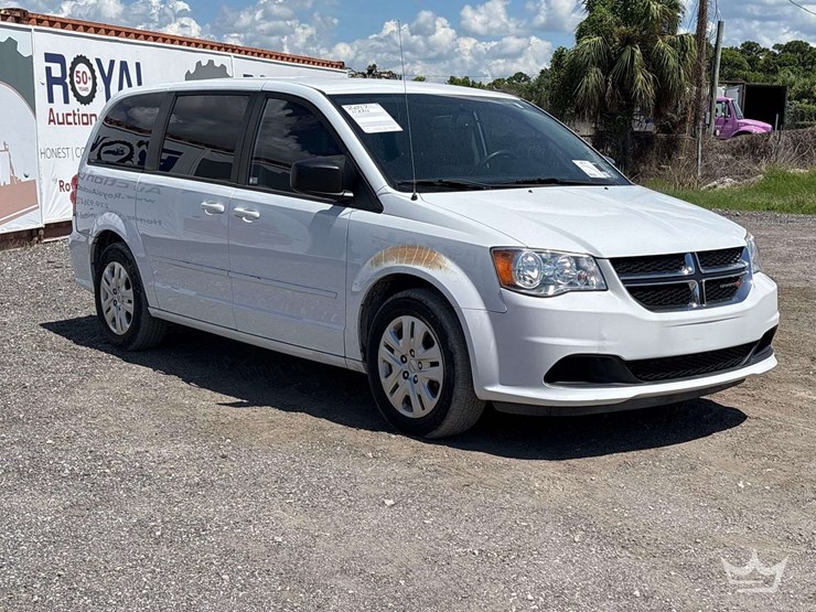 2017-dodge-grand-caravan-image-2