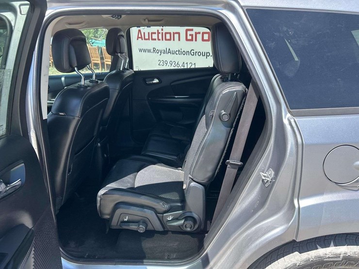 2016-dodge-journey-image-18