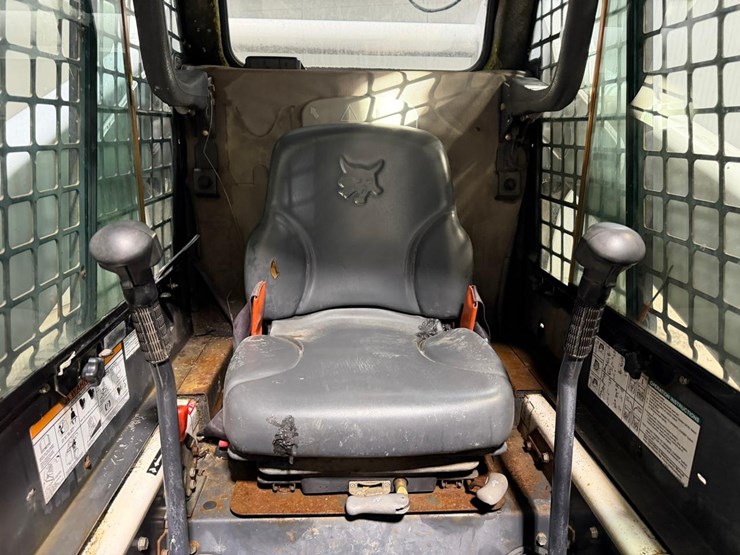 bobcat-t320-image-21