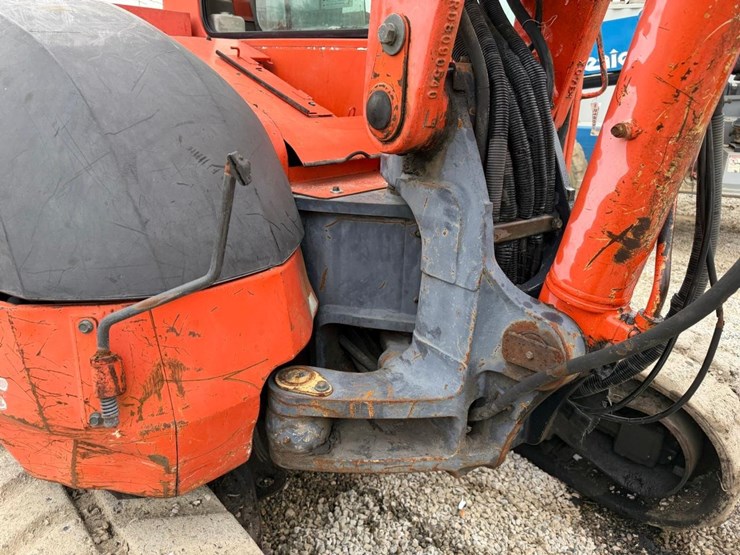 kubota-kx080-3-image-26