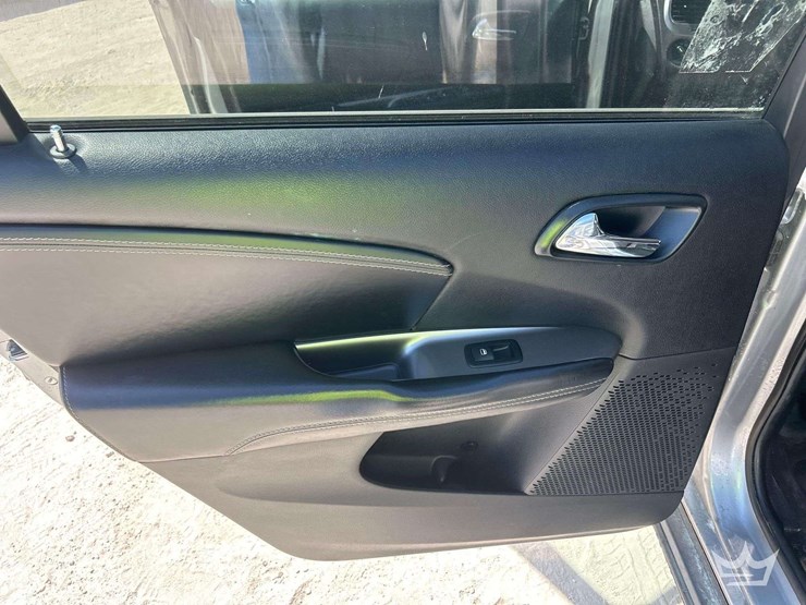 2016-dodge-journey-image-19