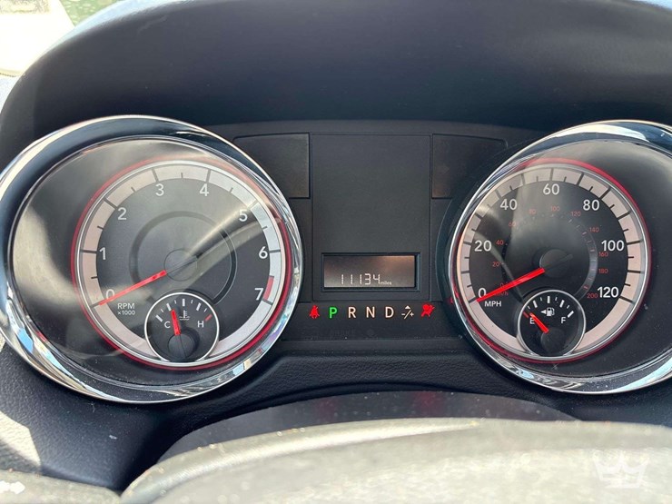 2017-dodge-grand-caravan-image-19