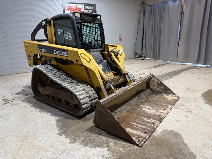deere-ct332-image-7