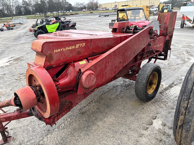 new-holland-273-image-8