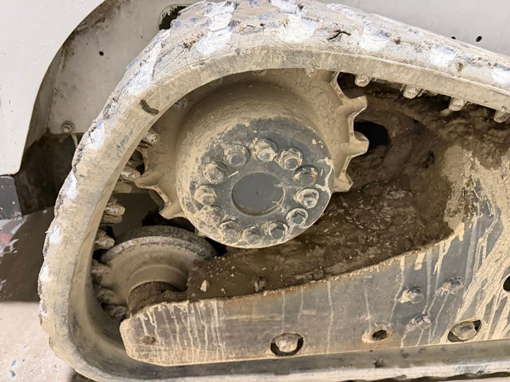 bobcat-t590-image-18