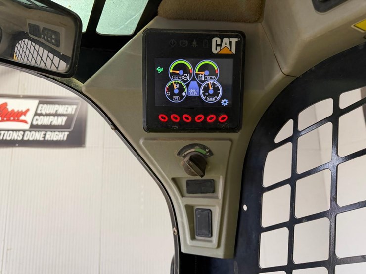 caterpillar-259d-image-24