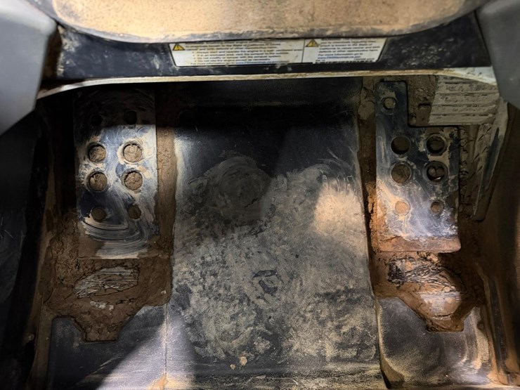 2019-bobcat-t650-image-30