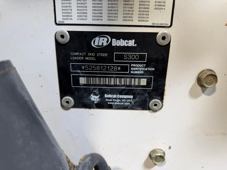 bobcat-s300-image-27