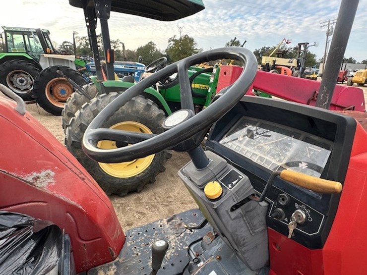 massey-ferguson-1455v-image-42