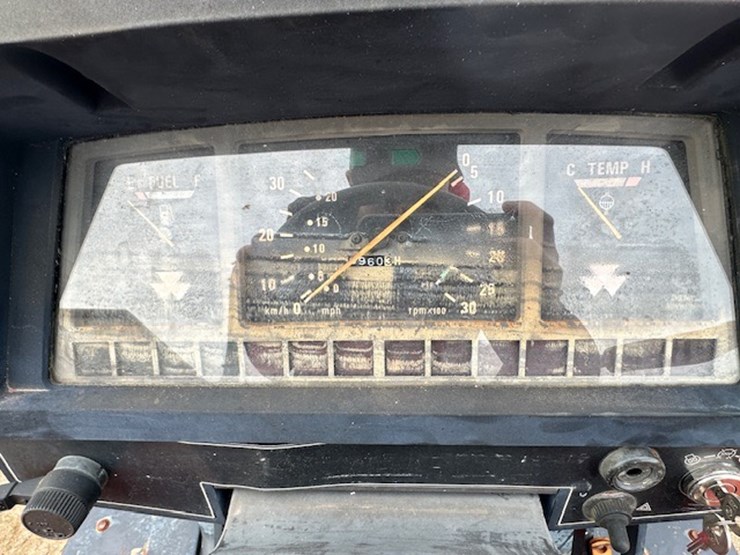 massey-ferguson-1455v-image-43