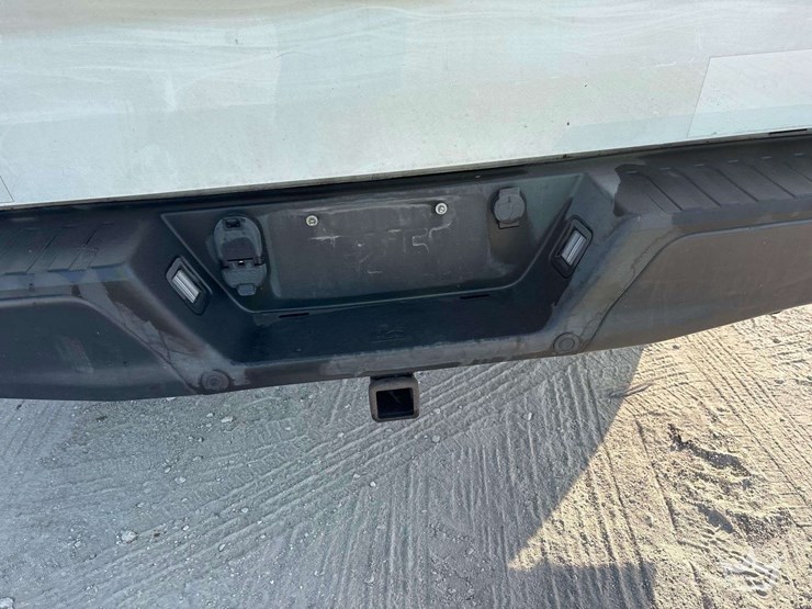 2017-ford-f150-image-18