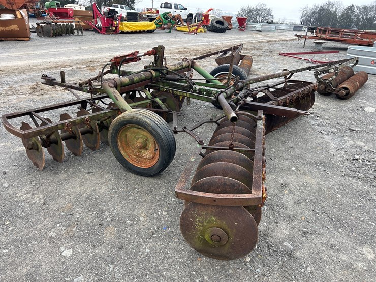 john-deere-10-image-4