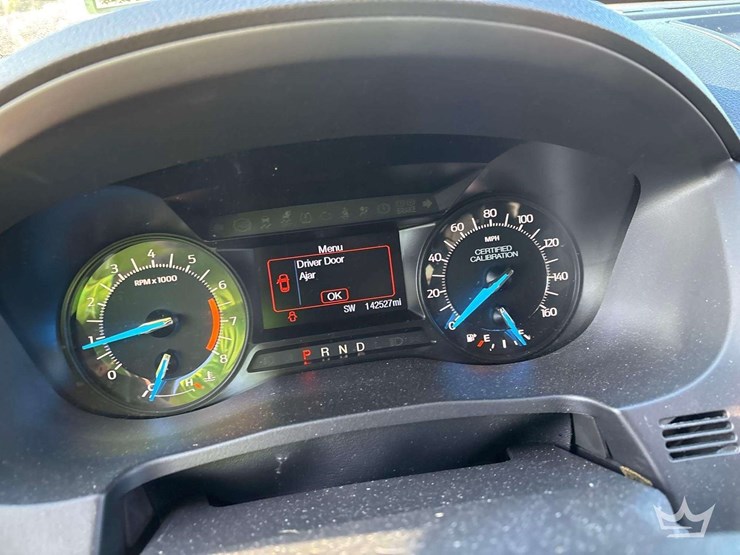 2018-ford-explorer-image-14