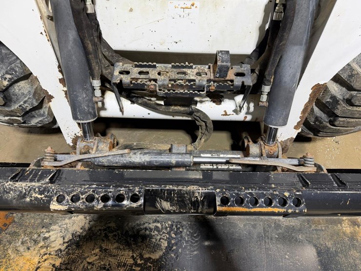 bobcat-s590-image-10