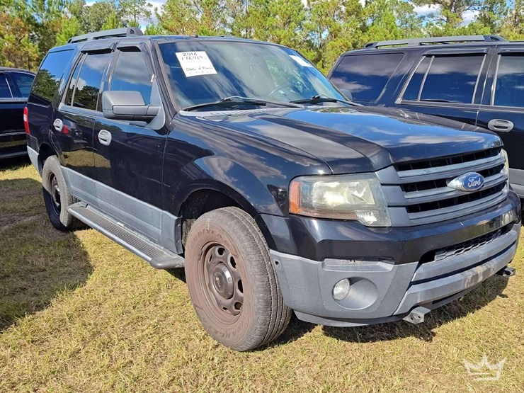 2016-ford-expedition-image-2