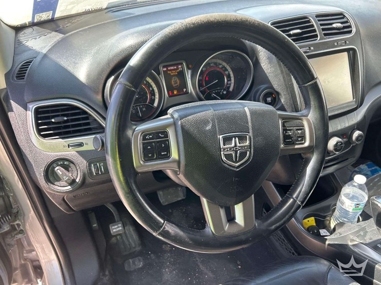 2016-dodge-journey-image-13