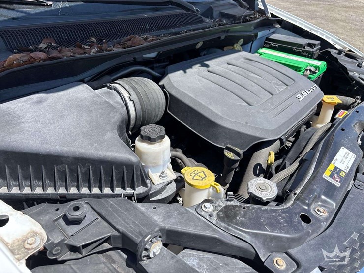 2017-dodge-grand-caravan-image-25