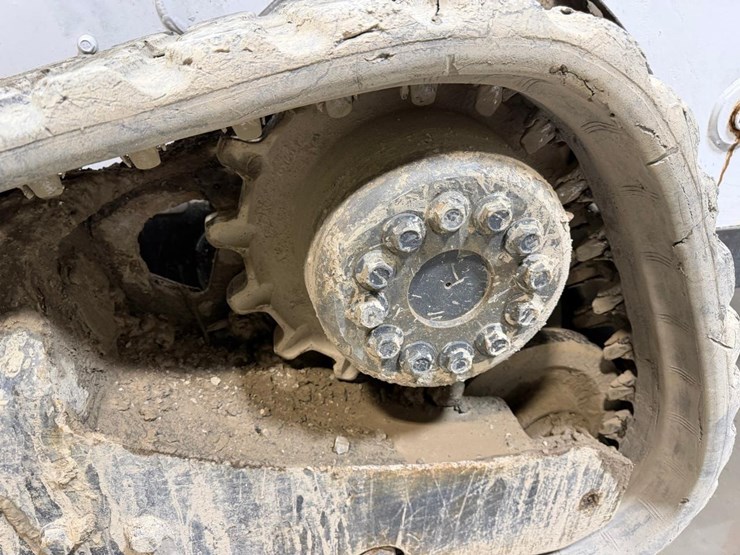 bobcat-t590-image-14