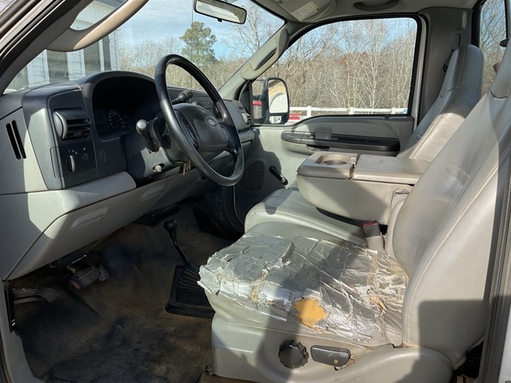 2006-ford-f250-xl-image-11