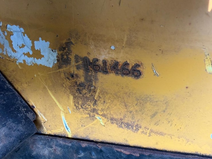 deere-ct332-image-34