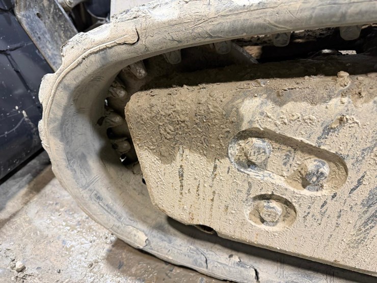 bobcat-t590-image-13