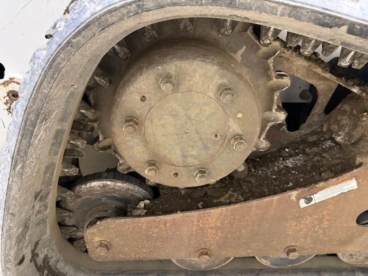 bobcat-t320-image-18