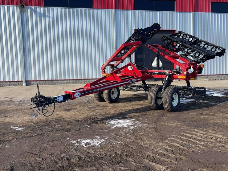 2024-j&m-tf212-image-1