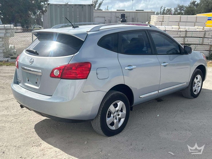 2015-nissan-rogue-image-3