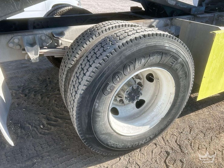 ford-f650-image-23