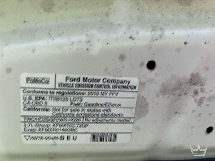 2019-ford-explorer-image-10