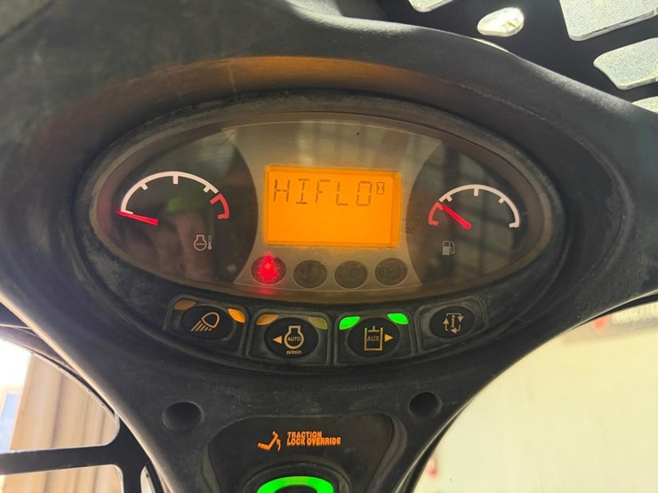 bobcat-t590-image-23