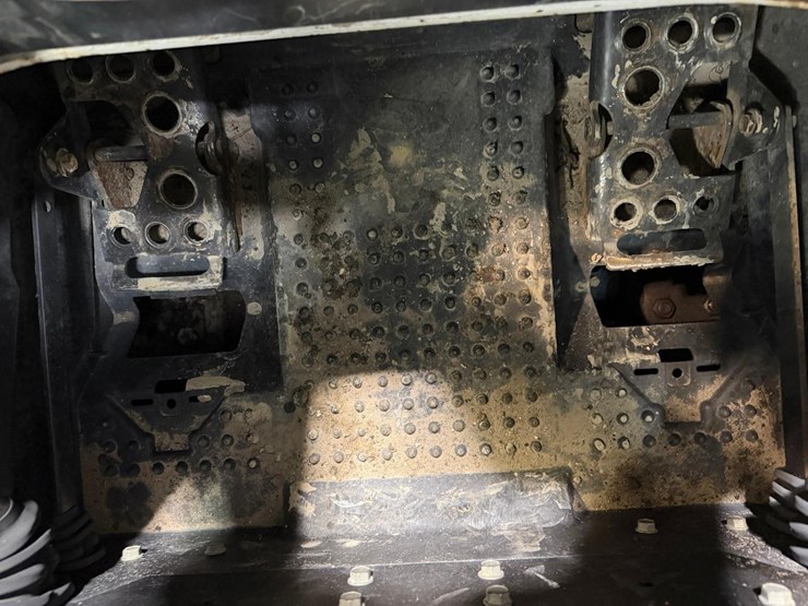 bobcat-t750-image-22