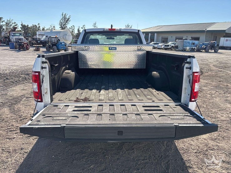 2018-ford-f150-image-18