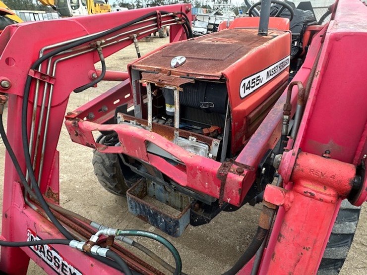 massey-ferguson-1455v-image-27