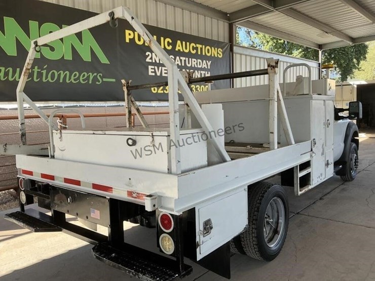 2012-ford-f550-image-7