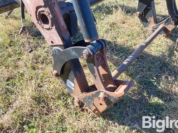 new-holland-84lb-image-17