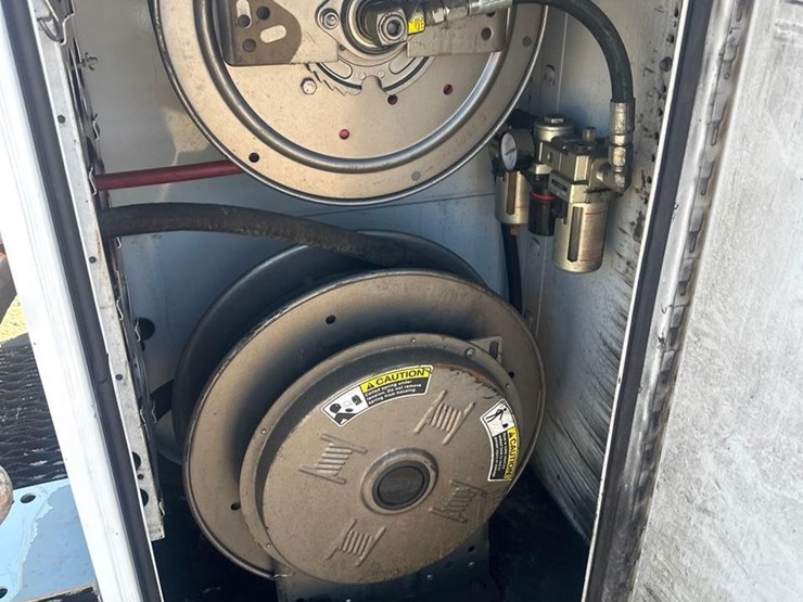 ford-f350-xl-image-9