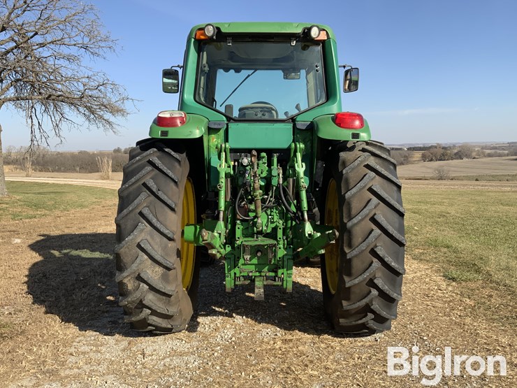 john-deere-7520-image-6