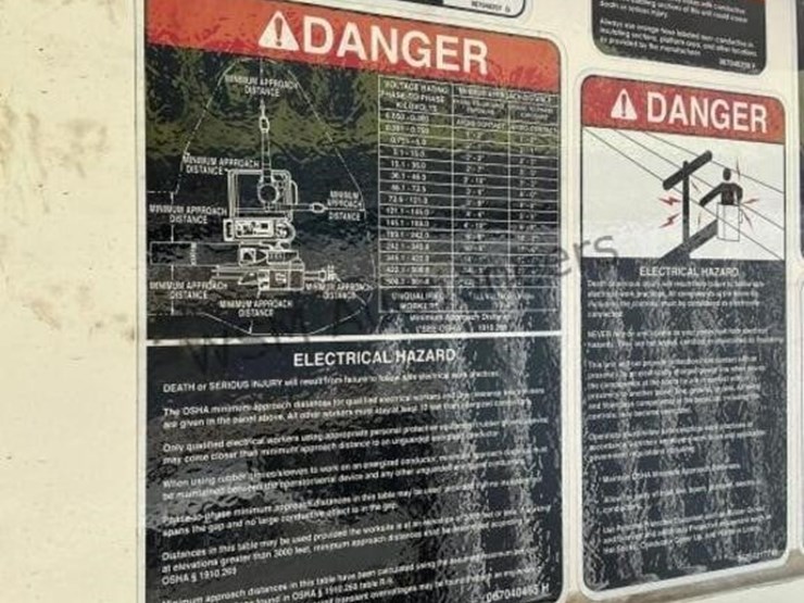 2015-international-7400-image-12