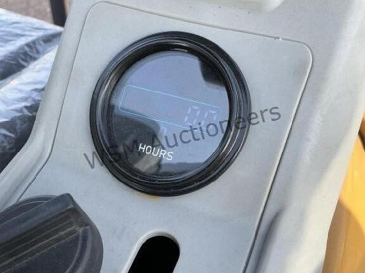 2025-cfg-qk18r-mini-excavator-image-8