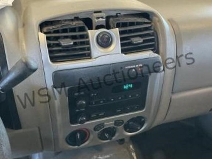 2007-chevrolet-colorado-image-18