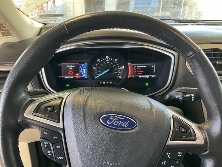 2016-ford-fusion-hybrid-sdn-image-17