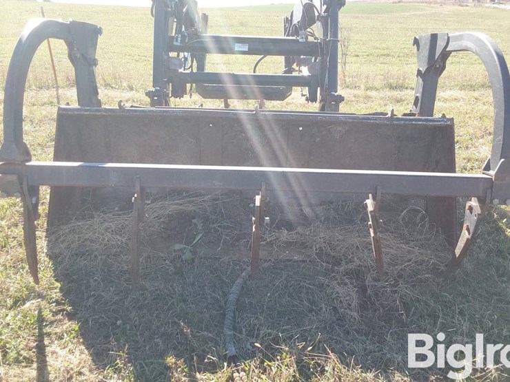 new-holland-84lb-image-11